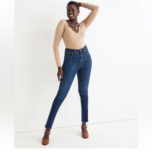 Madewell curvy high rise jeans size 28